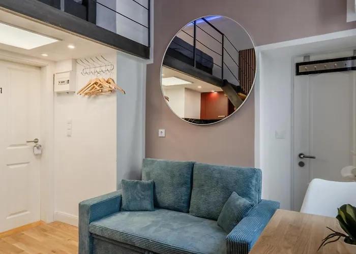 Smart Deutsche Oper Zentrum Charlottenburg *