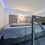 Smart Deutsche Oper Zentrum Charlottenburg *