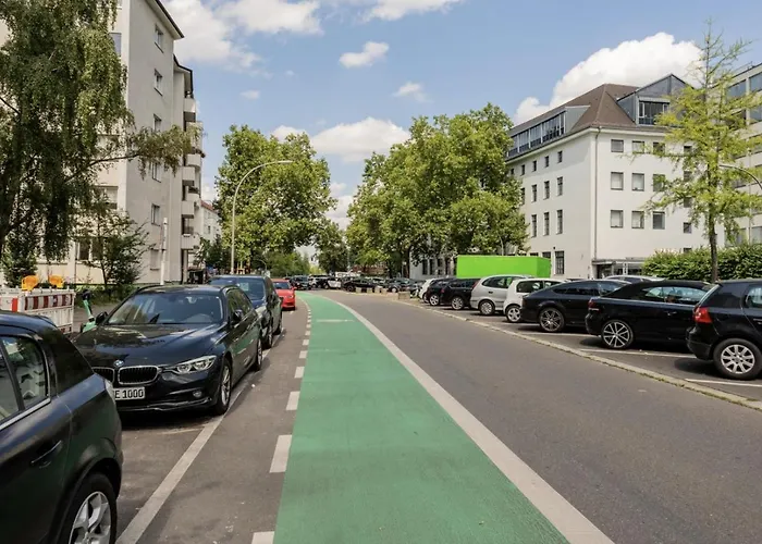 Smart Deutsche Oper Zentrum Charlottenburg برلين